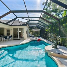 Mins To Florida White Sand Beach Villa Heated Pool, hotel v destinácii Nokomis