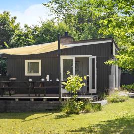 3 Bedroom Nice Home In Melby, hotel v destinaci Melby