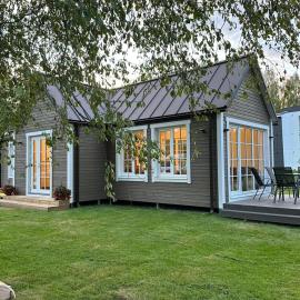 Melluži tiny house 60m2, hotel in Jūrmala