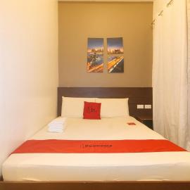 RedDoorz at Traveler Inn Matina, hotel en Davao