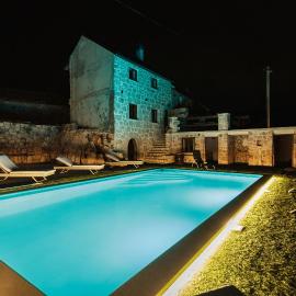Villa Stone Valcer