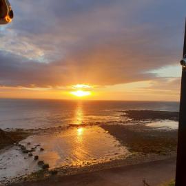 The Old Cornstore a beautiful Suite overlooking the sea – hotel w mieście Drummore