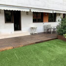 Apto con patio Parking Gratuito Anselmo Solar