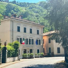La Ninfa Hotel, khách sạn ở Bagni di Lucca