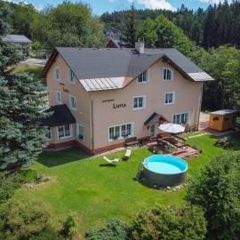 Pension Tibor a Luna, hotel din Černý Dŭl