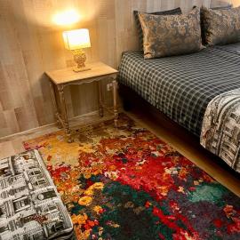 Avers House, hotell Narvas