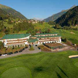 Defereggental Hotel & Resort, hotel u gradu Sankt Veit in Defereggen