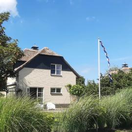 Duinvilla met sauna en whirlpool