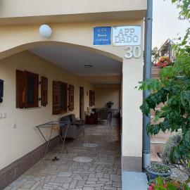 Apartment Dado