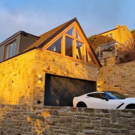 Luxury 1 Bed Coach House