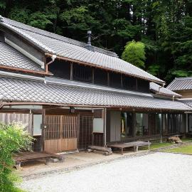 古民家やまおか, hotel i Iwasaki