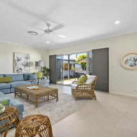 Sea Pine Cottage and Studio - Beach & village central, Family, Sleeps 8