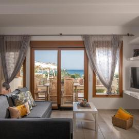 Diamanti Residence Beachfront Green apt-Ligaria, hotel a Lygaria