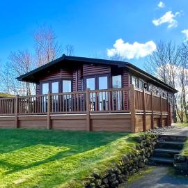 Lodge Retreat 9 Haggerston Castle, Hotel in Berwick-upon-Tweed