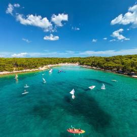 Pine Beach Bungalows all inclusive, отель в Пакоштане