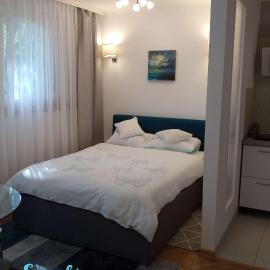 Apartment Sapphire Time, viešbutis Lodzėje