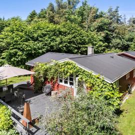 3 Bedroom Amazing Home In Samsø, hotell i Nordby