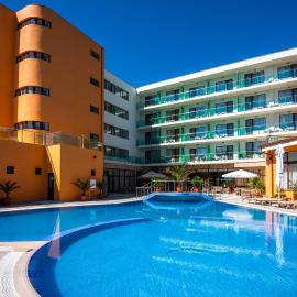 Hotel Saturn, hotel din Saturn