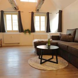 Wohnung direkt in Altstadtlage，策勒的飯店
