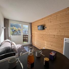 Les Mélèzes, hotel i Saint-Chaffrey