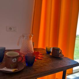 Lakes room