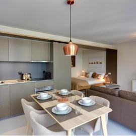 Contemporary Cosy Central Studio in Nyon - RM8, hotel Nyonban