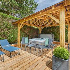 Domaine du Gros Chêne - terrasses avec jacuzzis privatifs, ξενοδοχείο σε Ablon