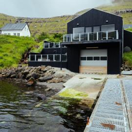 A pearl in a forgotten fjord - Luxury Boathouse