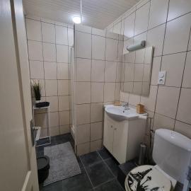 Les Anges, hotel in Chambon-sur-Lac