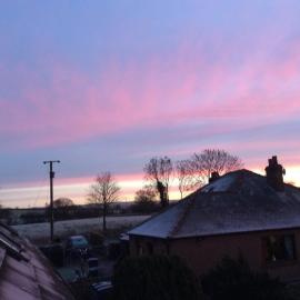 wonderful 4 bedroom cottage sleeps 8, hotel in Carlisle