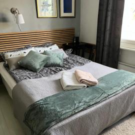 Idyllic upstairs apartment with two bedrooms