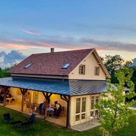 Mimi vendégház, hotel in Balatonlelle