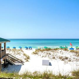 Shelly Sands HeatedPool & HotTub Private Beach, hotel u gradu Destin
