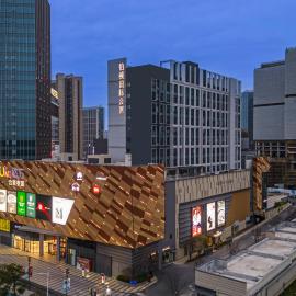 Poltton International Apartment - Guangzhou Knowledge City Wangcun Subway Station, hotel in Jiufo