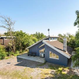 2 Bedroom Cozy Home In Hemmet