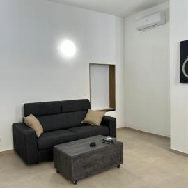 Fiore Apartments, hotel in Fiorenzuola dʼArda