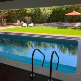 Poolside Suite - Quinta da BellaVista, hotel a Santarém