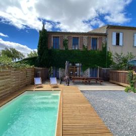 Maison indépendante, canal du Midi, Piscine, hotel in Homps