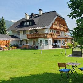 Ferienwohnungen Haus-Holzer