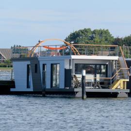 Hausboot Fehmarn, hotel v destinácii Fehmarn