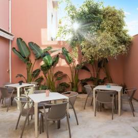 BeSmart Suites with Private WC by Home Sweet Home Aveiro