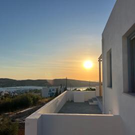Ramos Wellside Apartments, hotel sa Serifos Chora