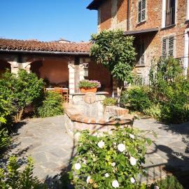 Il CHIOSTRO oasi di pace con antica cantina nel cuore del Monferrato Unesco