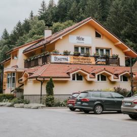 Pri Piecke penzión a reštaurácia, hotel in Staré Hory