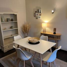 Appartement 4 pers avec jardin & parking-calme-proche Clermont, hotell i Royat