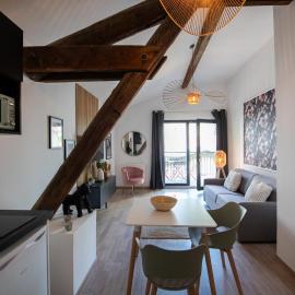 Suite Kella 2 - Tassin - Beau studio rénové