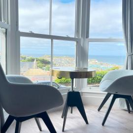 Henrys, hotel di St Ives