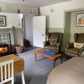 The Bothy at Christmas Cottage, hotel in Rowardennan