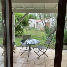 Sous l olivier, hotel v destinácii Tusson