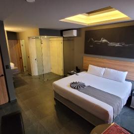 4Play Motel, hotel v destinaci Santa Cruz